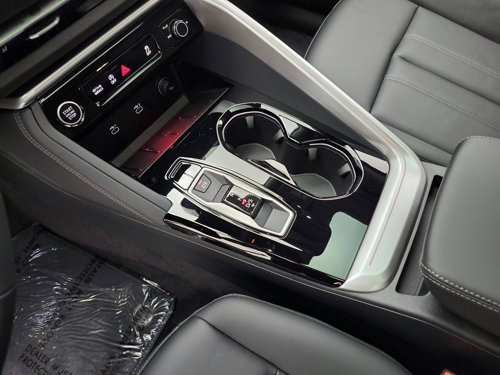 New 2026 Daytona Gray Pearl Effect Audi Premium Plus 2.0 TFSI quattro image 9