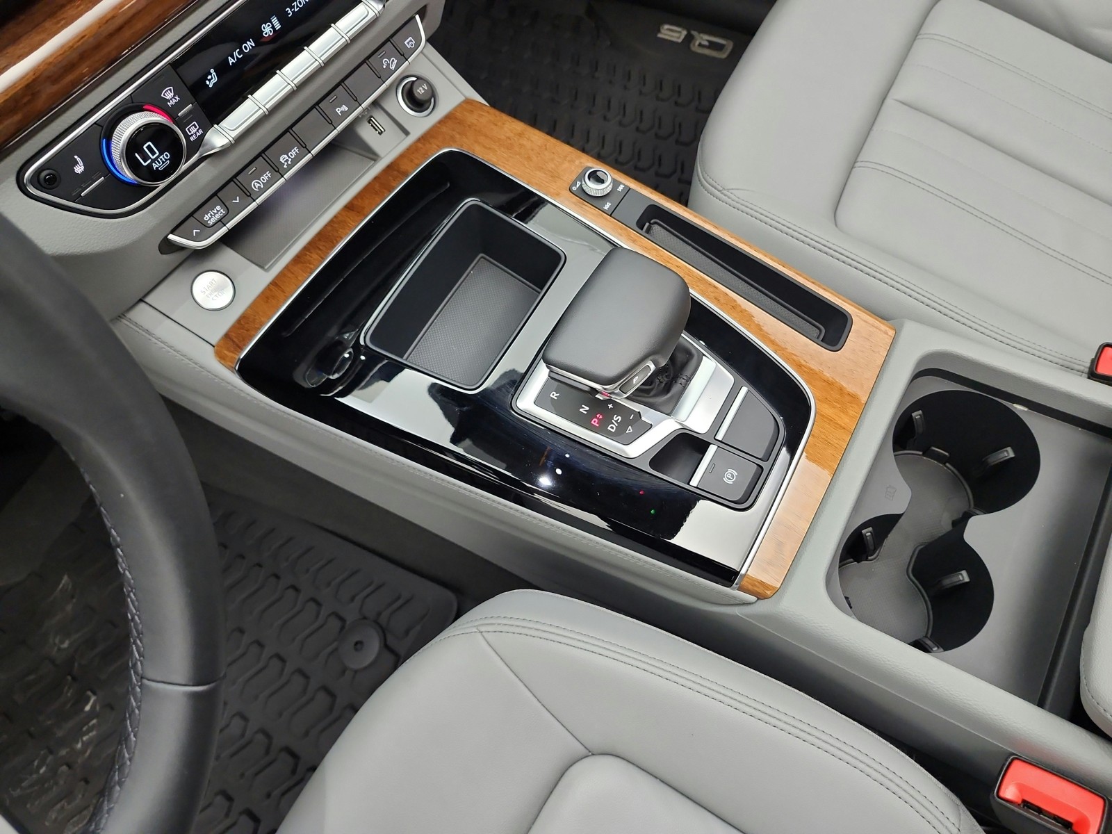 Used 2023 Daytona Gray Pearl Effect Audi S line Premium Plus image 11