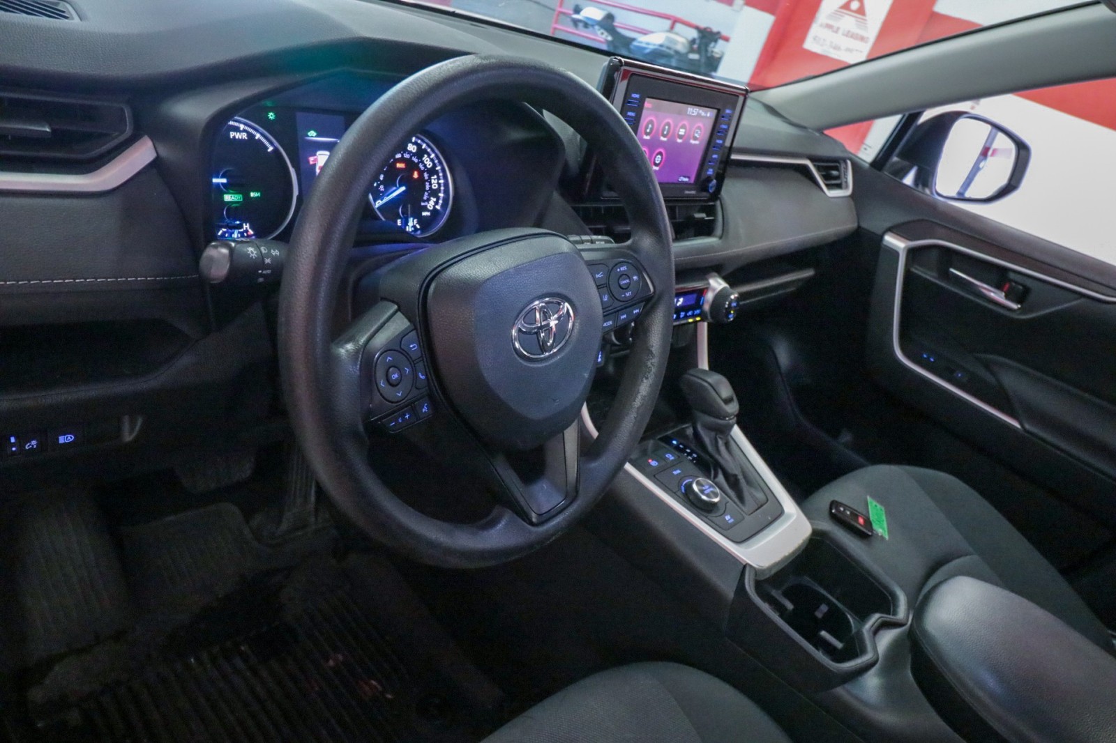Used Car 2022 Toyota Rav4  Hybrid Xle For Sale Under $30,000 In Austin, Texas
