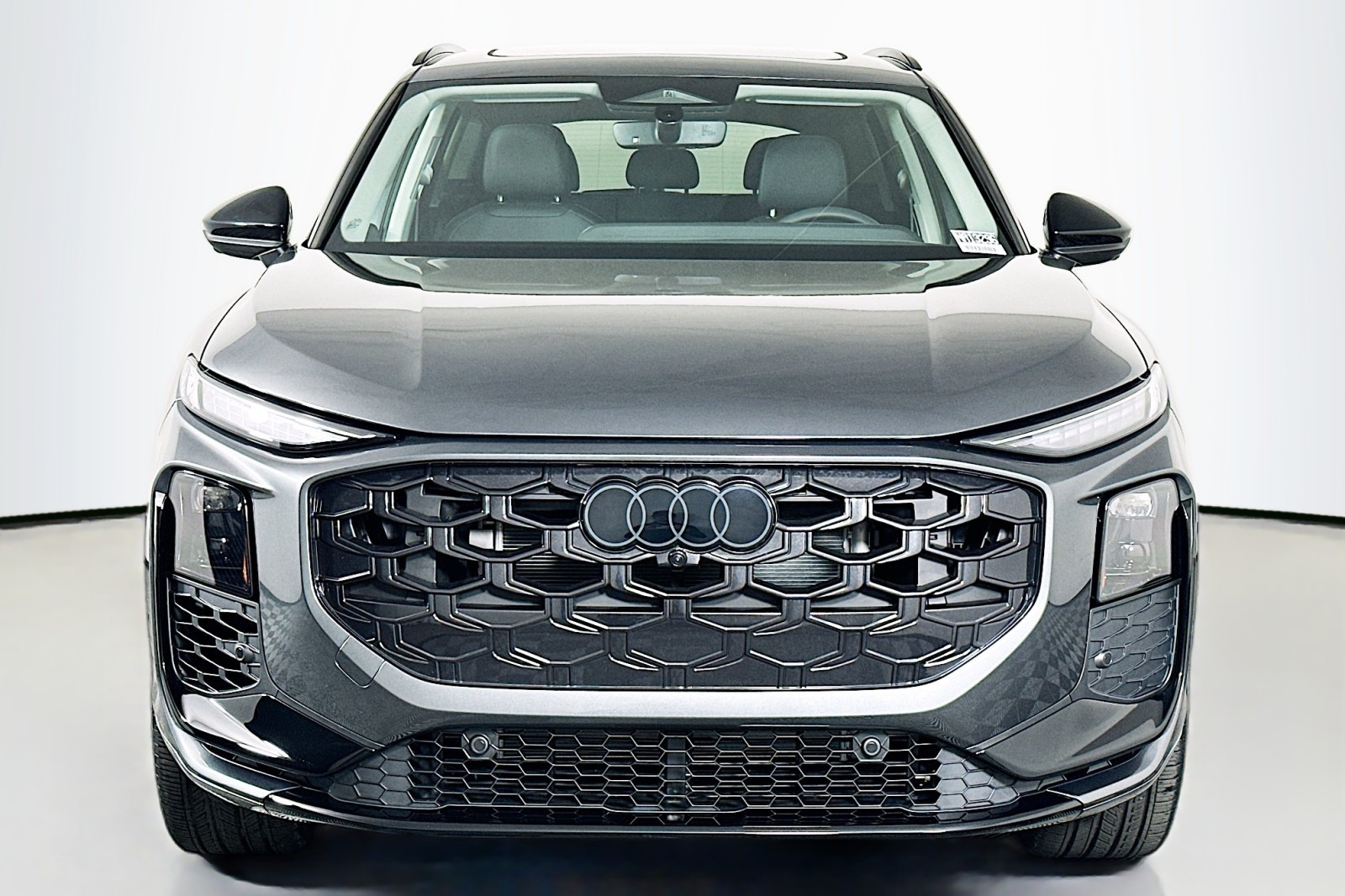 New 2026 Daytona Gray Pearl Effect Audi S line image 2