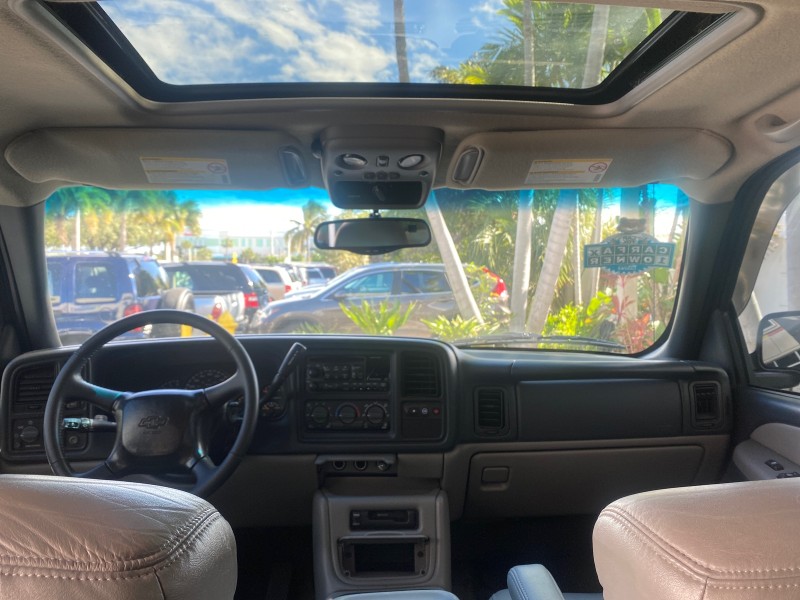 2001 Chevrolet Suburban LT Z71 1 FL 4WD 44 SERVICES NO ACCIDENTS in ,