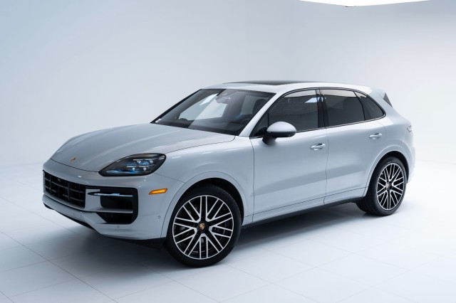 2025  Cayenne  in , 