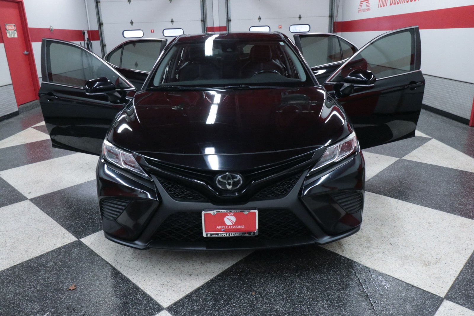 Used Car 2020 Toyota Camry  Se For Sale Under $25,000 In Austin, Texas