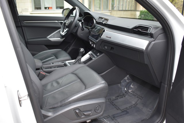 2021 Audi Q3 AWD Pano Moonroof Leather Heated Seats Park Assist 19 Wheels Backup Camera MSRP $40,645 43