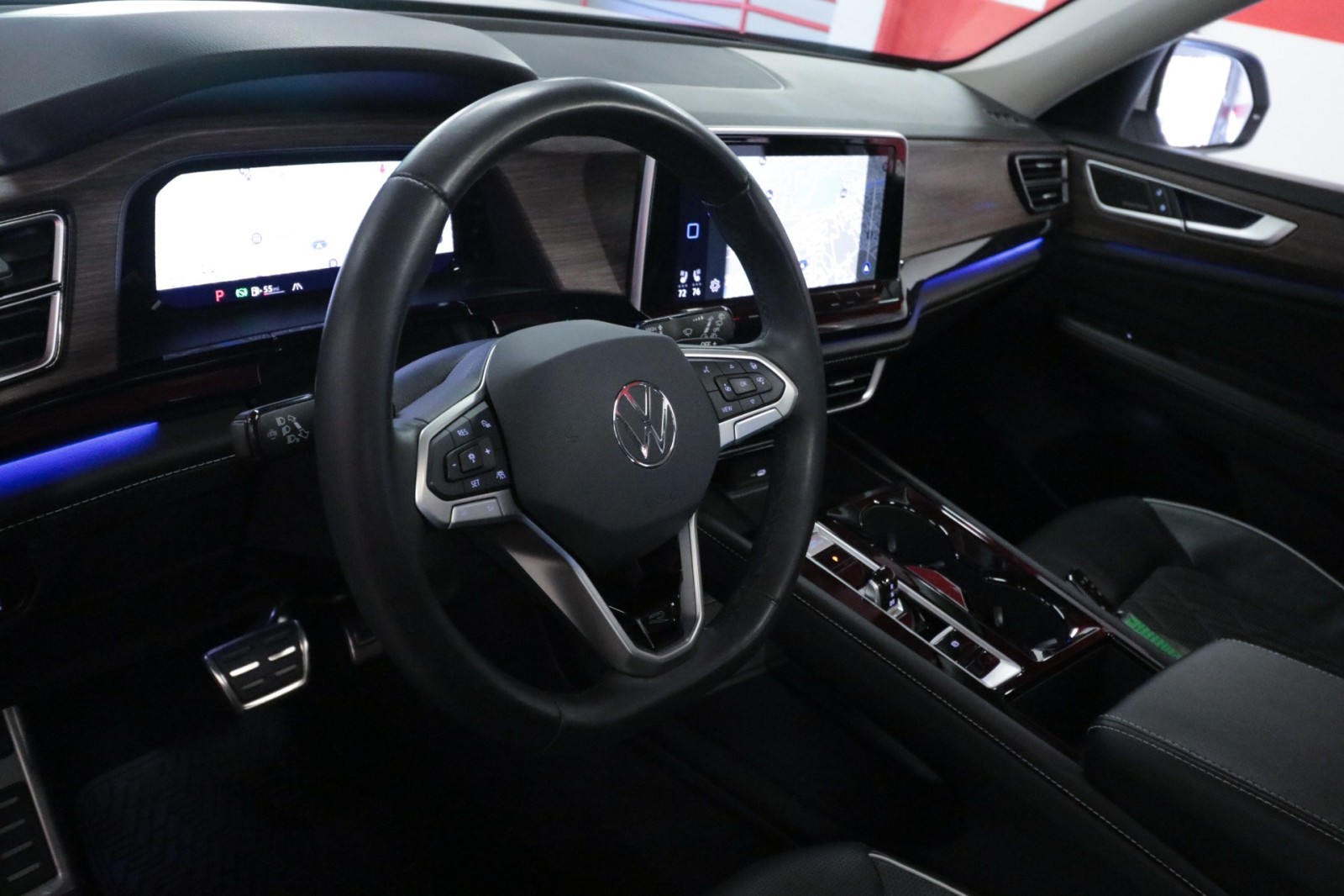 Used Car 2024 Volkswagen Atlas  2.0t Sel Premium R-line For Sale Under $40,000 In Austin, Texas