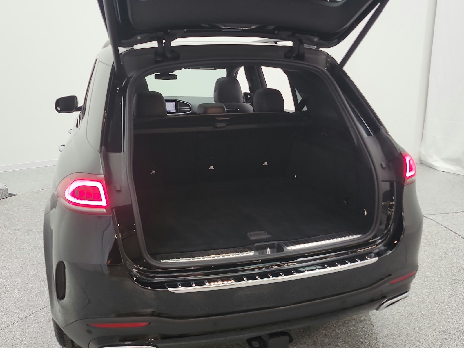 Used 2020 Black Mercedes-Benz GLE 350 SUV image 20