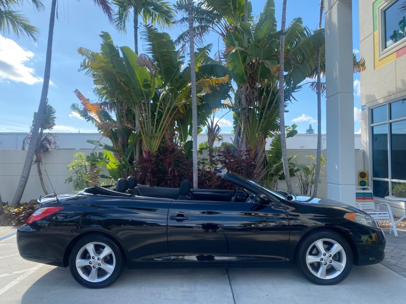 2006 Toyota Camry Solara SE V6 CONV LOW MILES 57,572 in ,