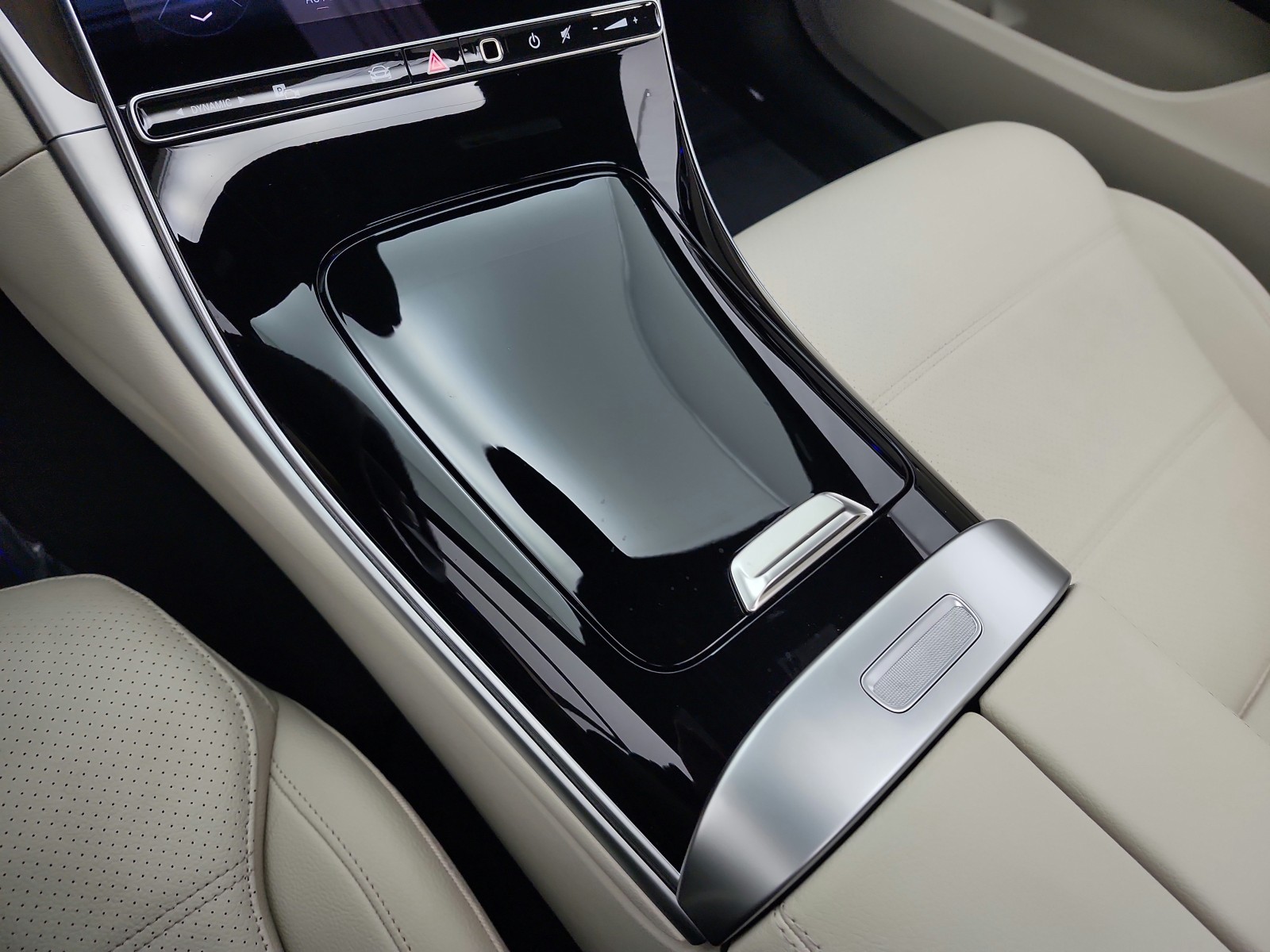 Certified Used 2025 Polar White Mercedes-Benz C 300 Sedan image 13