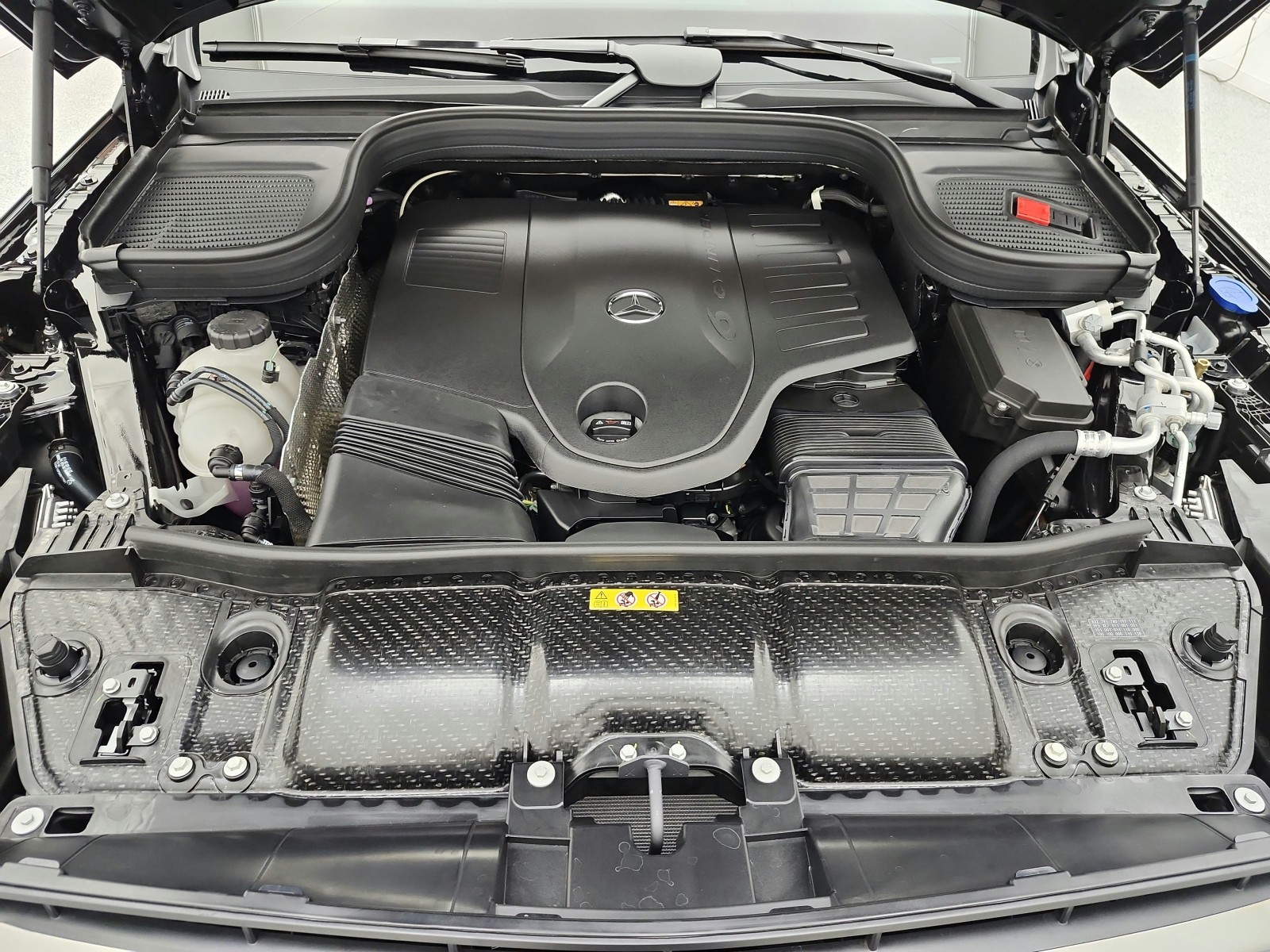 New 2026 Obsidian Black Metallic Mercedes-Benz GLS 450 4MATIC® SUV image 12