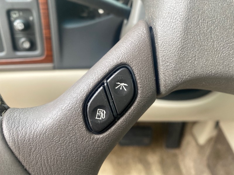 2003 Cadillac Escalade ESV SUV PEARL WHITE 4WD/AWD in , 