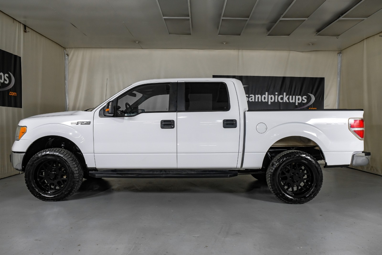 2014 Ford F-150 XLT 11