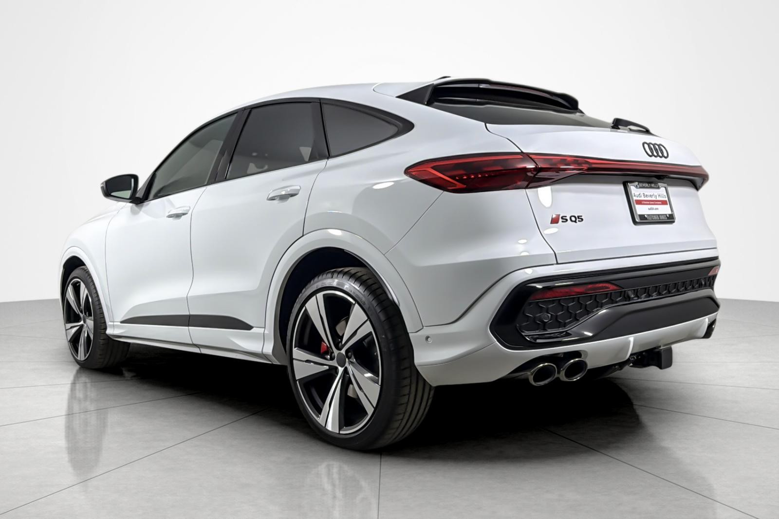 New 2026 Glacier White Metallic Audi Premium Plus 3.0 TFSI quattro image 4