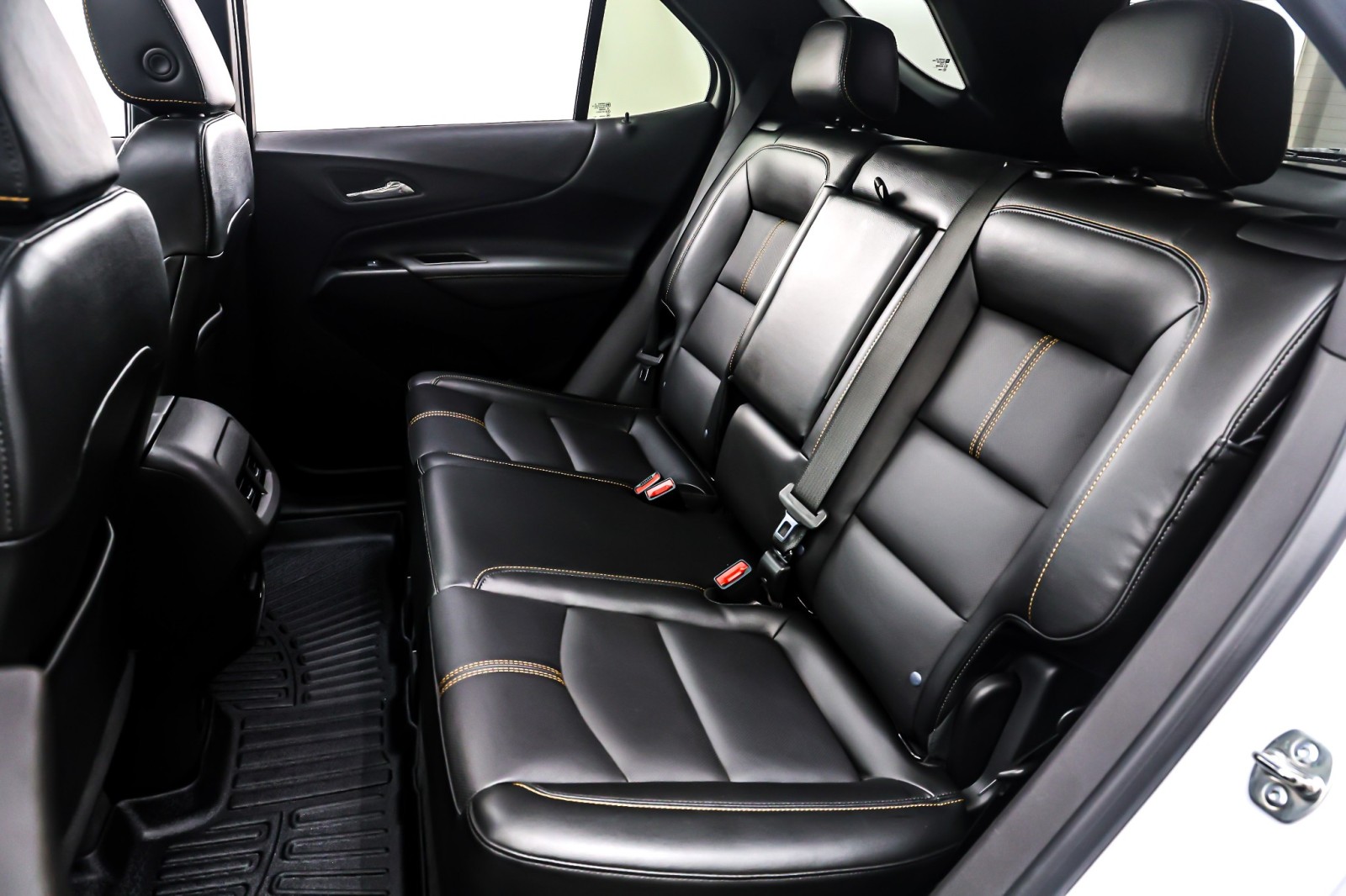 Used 2024 Summit White Chevrolet AWD 4dr Premier image 8