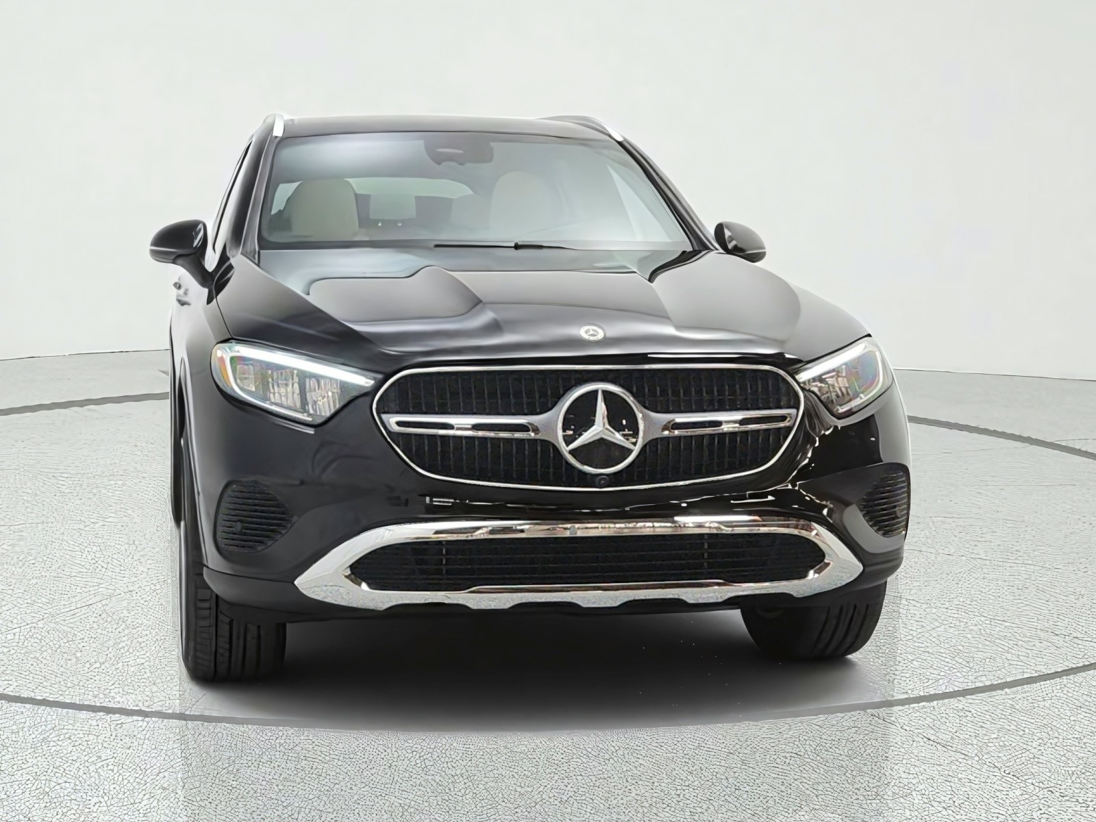New 2027 Black Mercedes-Benz GLC 300 SUV image 2