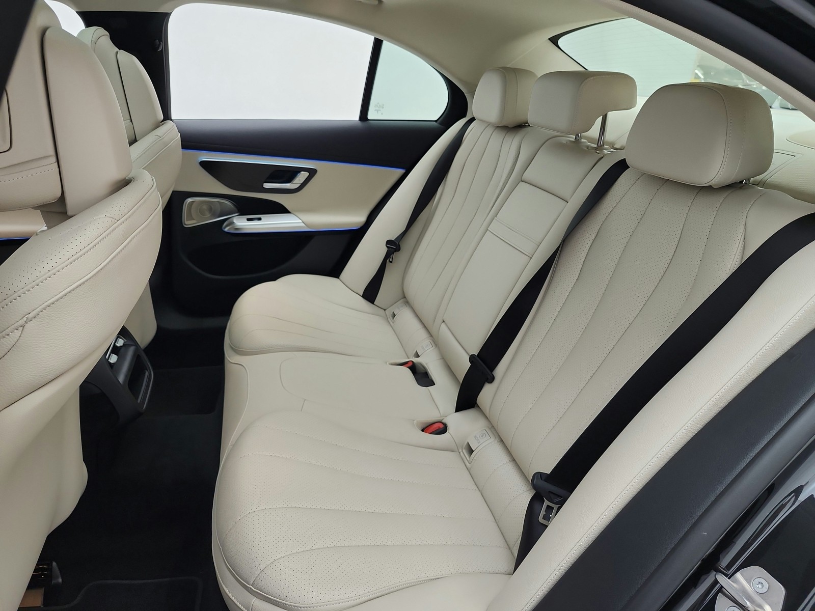 New 2027 Graphite Grey Metallic Mercedes-Benz E 350 RWD Sedan image 11