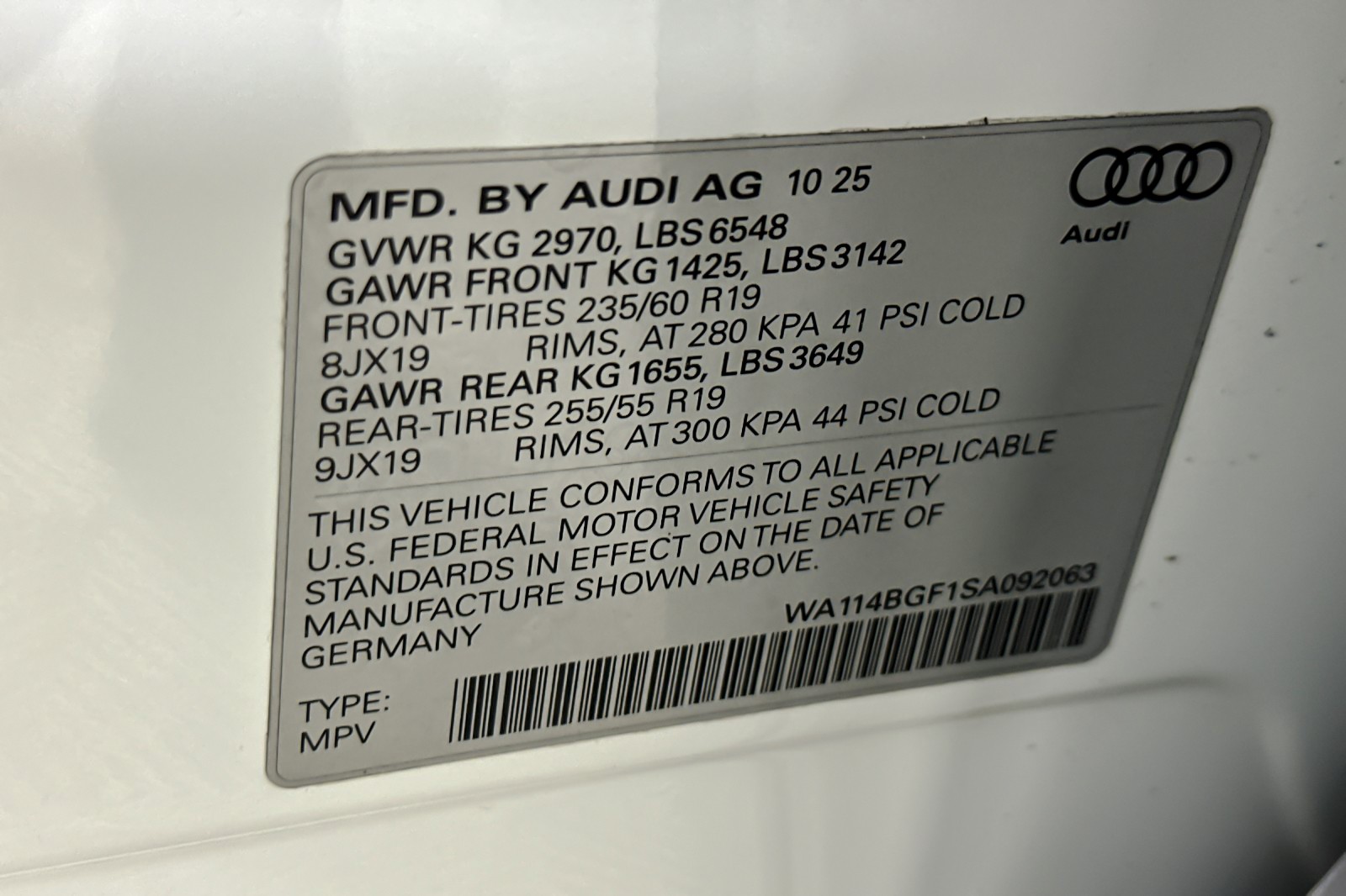 New 2025 Glacier White Metallic Audi Premium quattro image 25