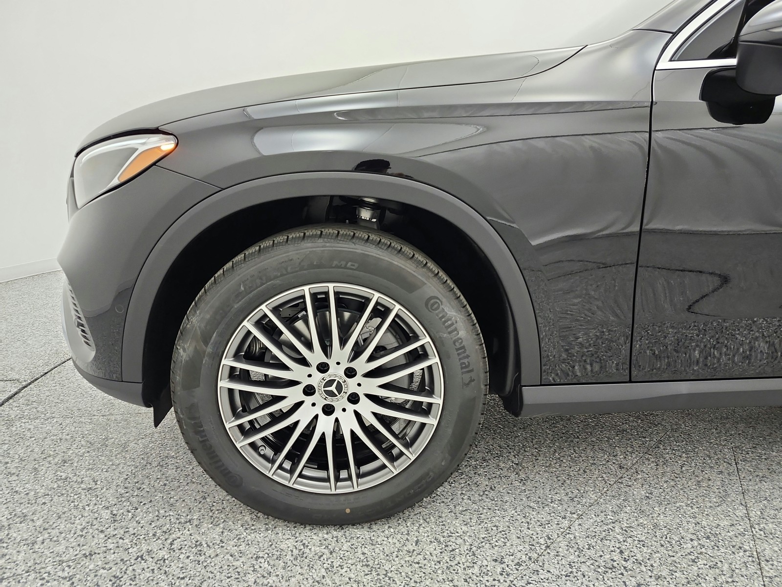 New 2027 Black Mercedes-Benz GLC 300 SUV image 13