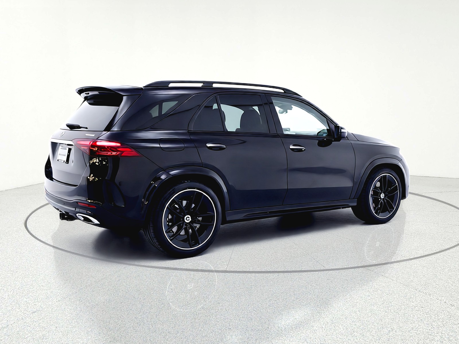 New 2026 Obsidian Black Metallic Mercedes-Benz GLE 450 4MATIC® SUV image 16
