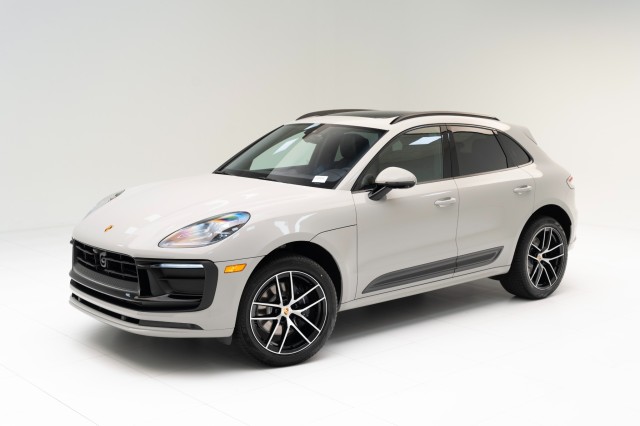 2025  Macan  in , 