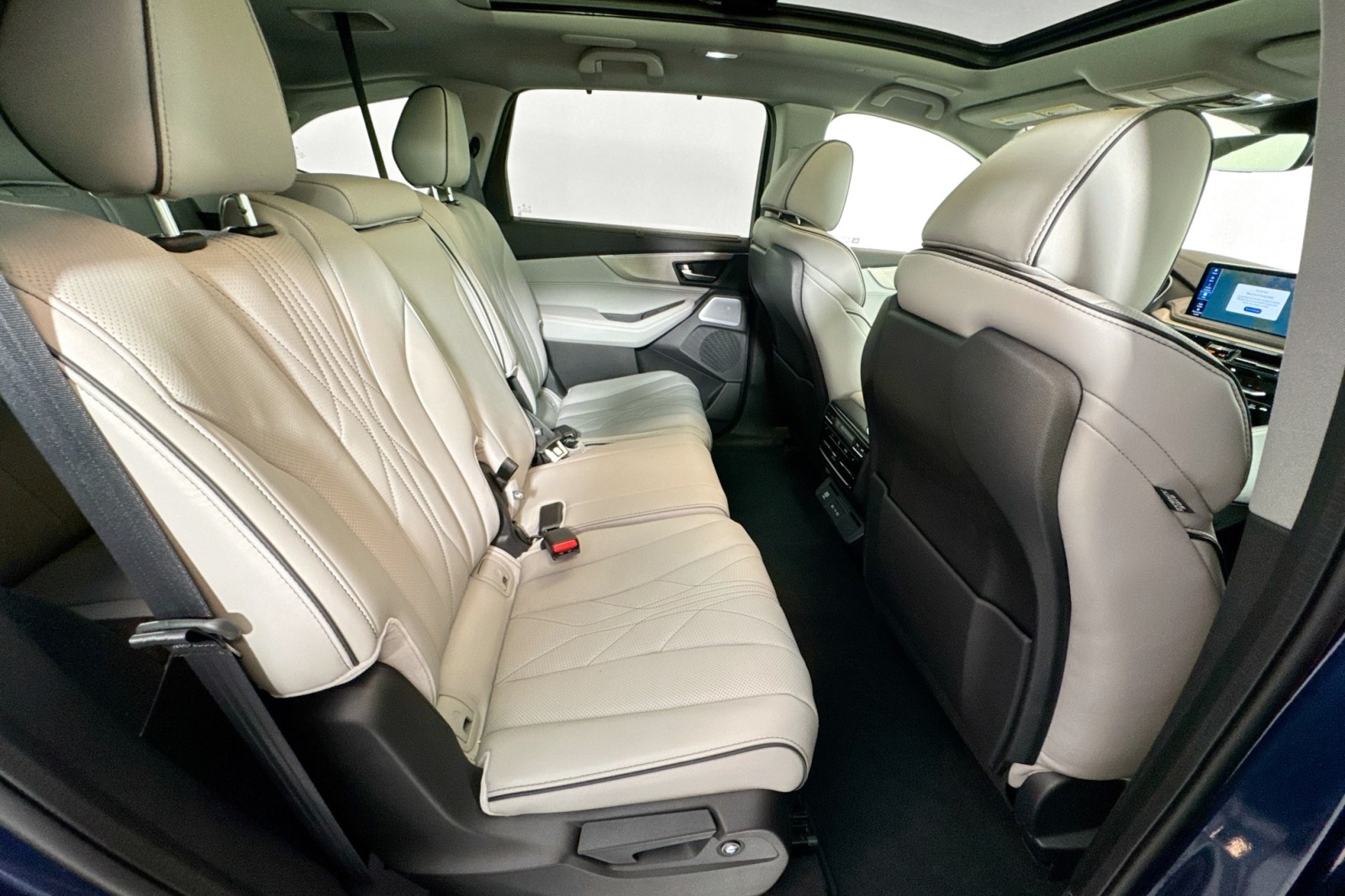 Used 2026 Canyon River Blue Metallic Acura w/Advance Package image 27