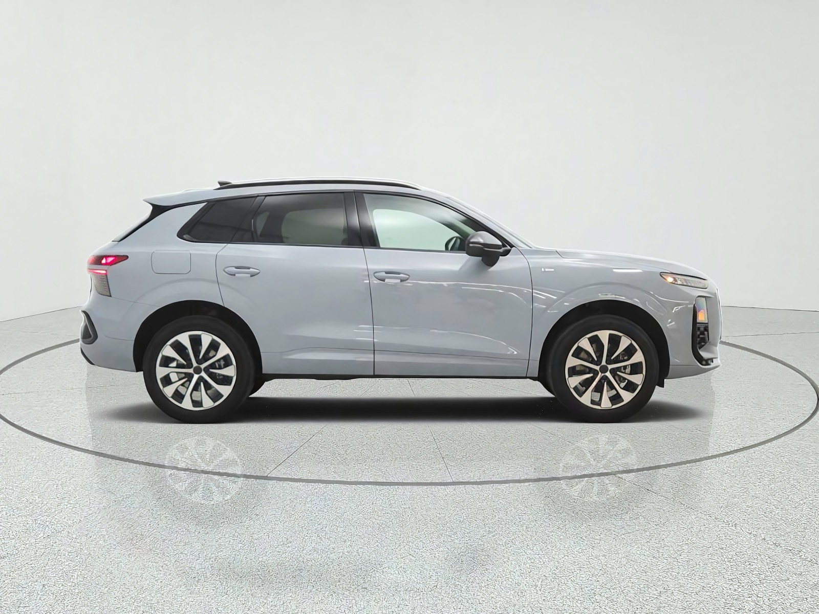 New 2026 Arrow Gray Pearl Effect Audi S line quattro image 4
