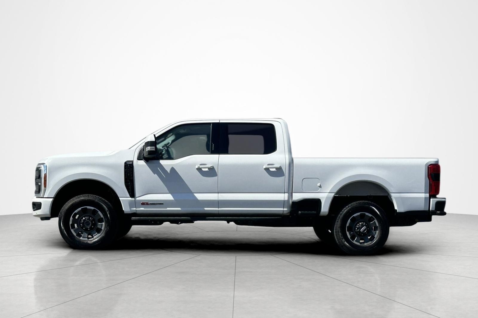 Used 2023 Oxford White Ford LARIAT image 2