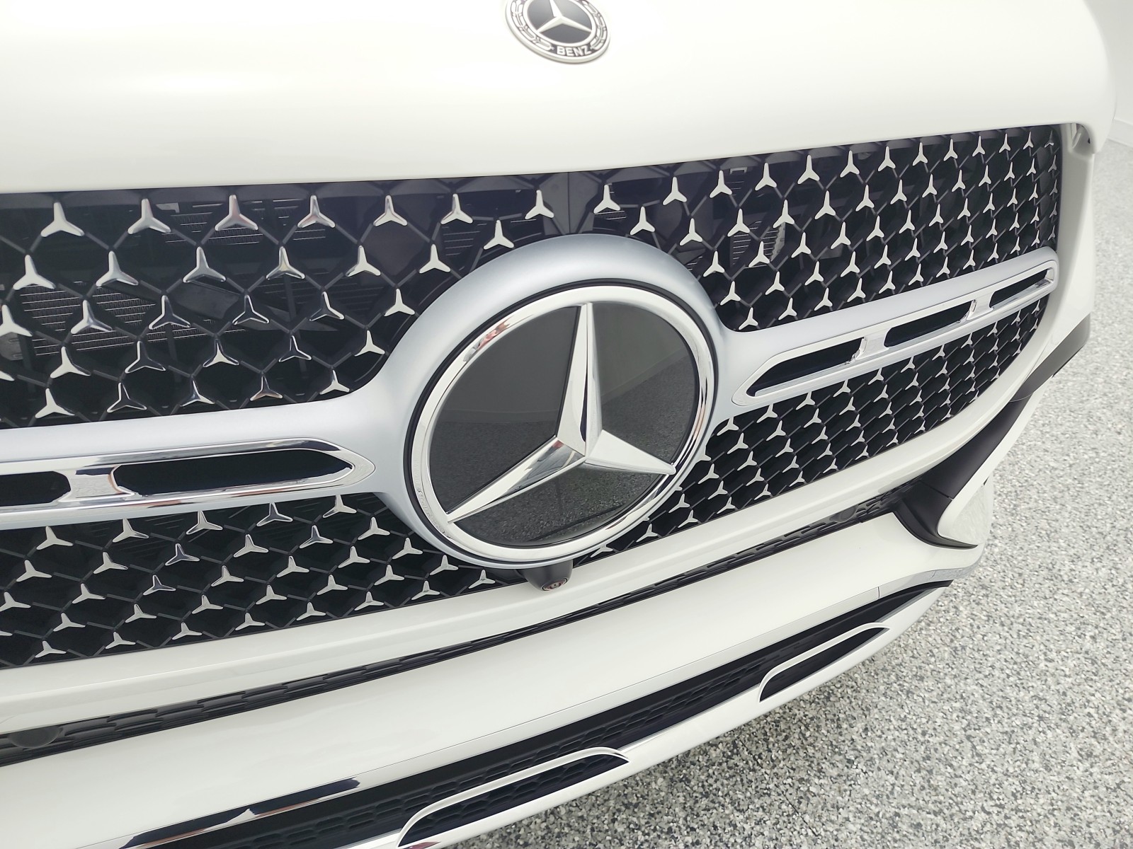 New 2026 Polar White Mercedes-Benz GLE 450 image 14