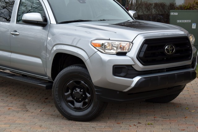 2023 Toyota Tacoma 4WD AppleCar Play Lane Departure Cruise Control Bed Step Sirius XM MSRP $37,207 5