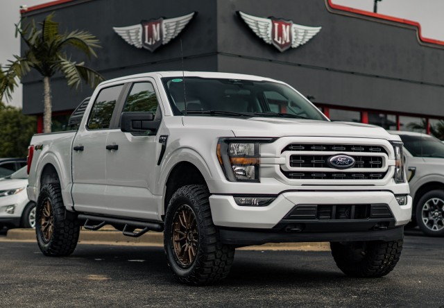 2023 Ford F-150 XLT SuperCrew 4WD