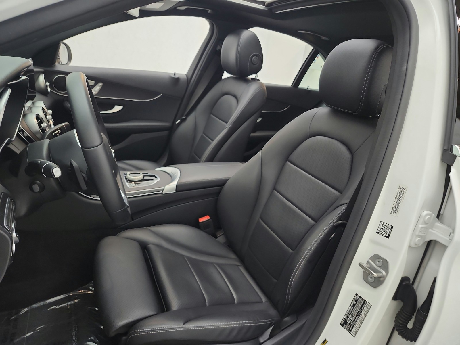 Used 2021 Polar White Mercedes-Benz C 300 Sedan image 10