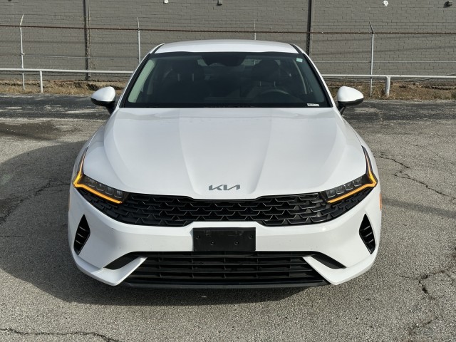 2023 Kia K5 LXS 8