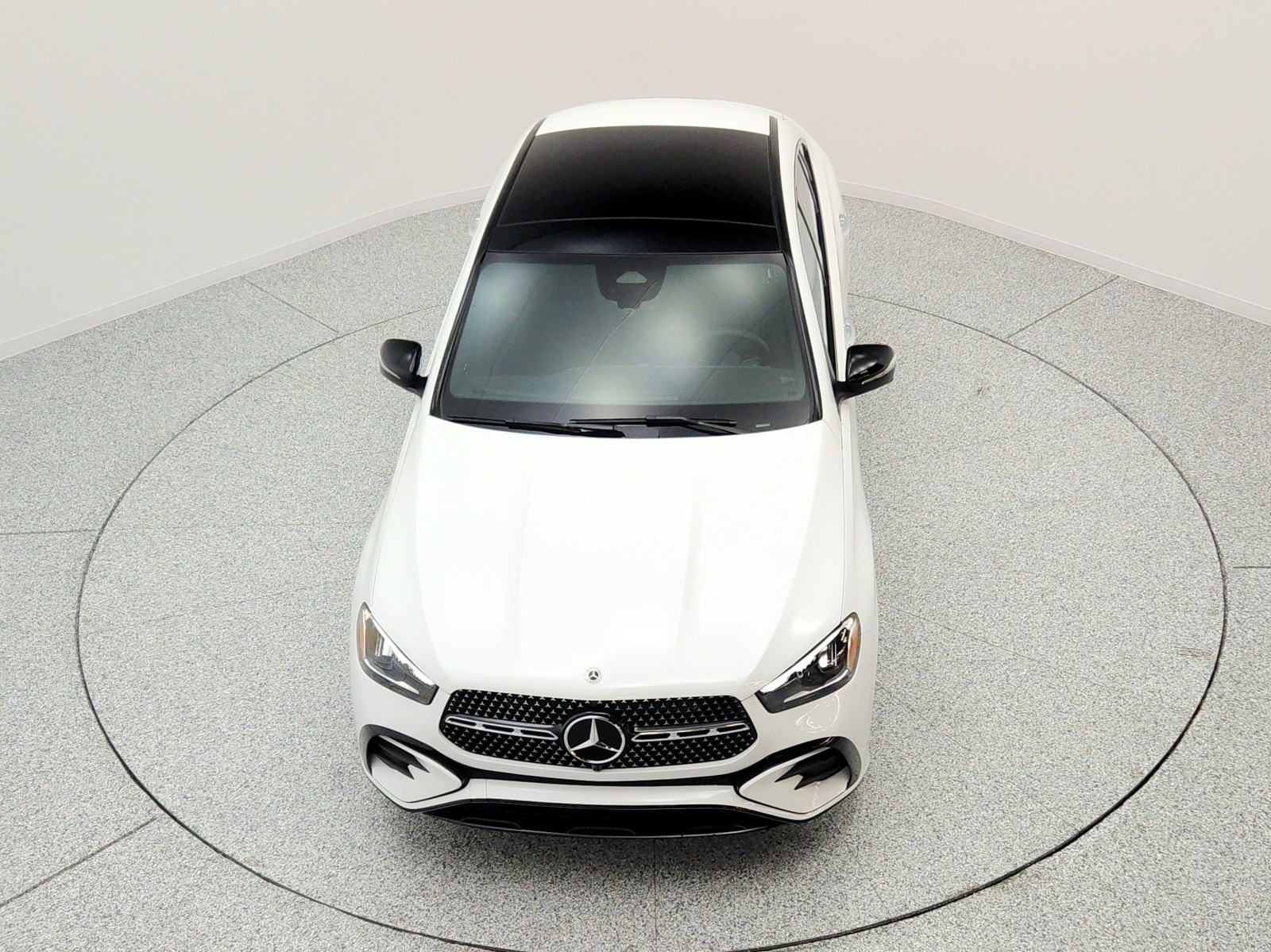 New 2026 MOONLIGHT WHITE Mercedes-Benz GLE 450 4MATIC® Coupe image 17