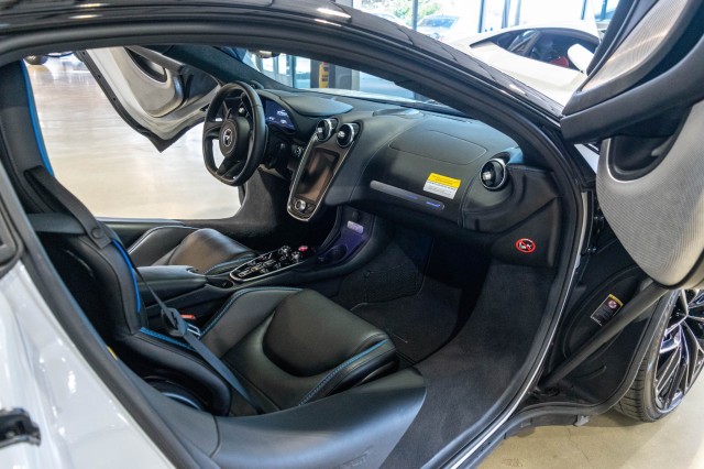 Used Car 2022 Mclaren Gt  For Sale Under $160,000 In Boerne, Texas