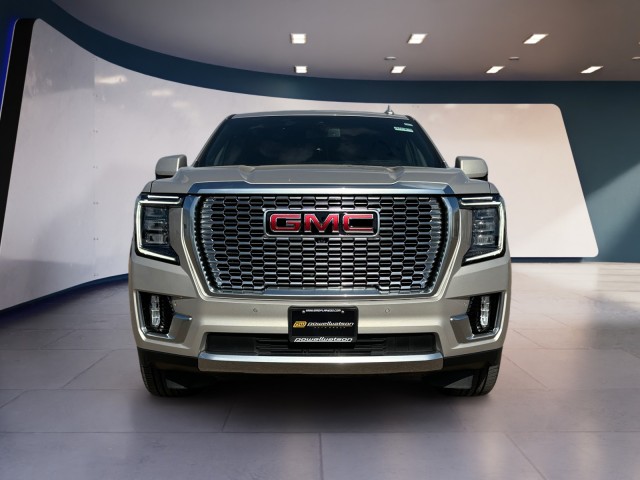 2022 GMC Yukon XL Denali 8