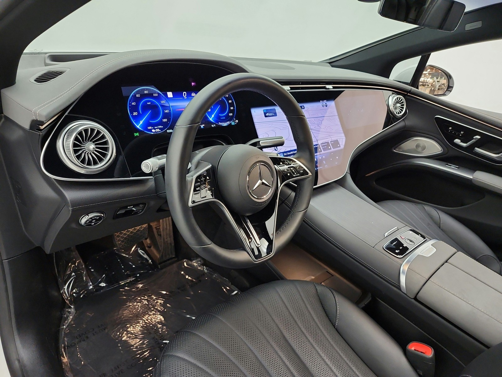 Used 2024 Polar White Mercedes-Benz EQS 450 4MATIC® Sedan image 9