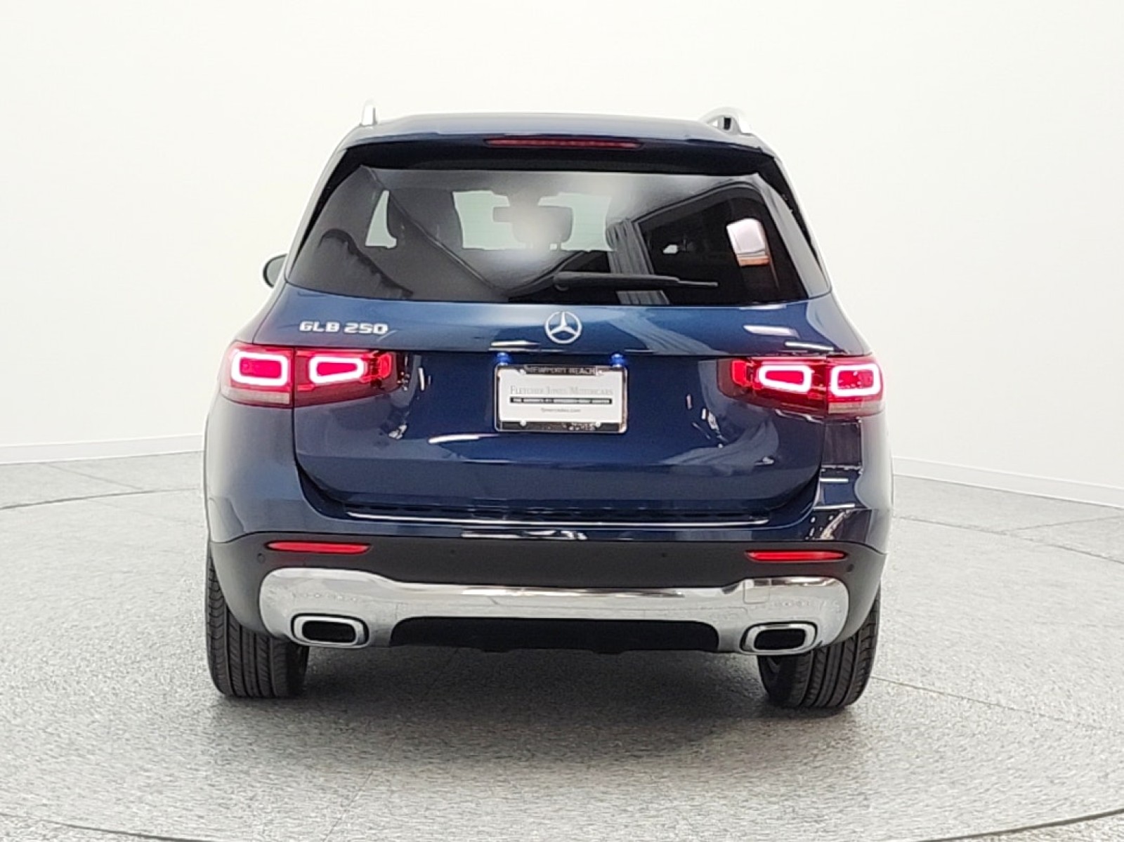 Used 2022 Denim Blue Metallic Mercedes-Benz GLB 250 SUV image 6