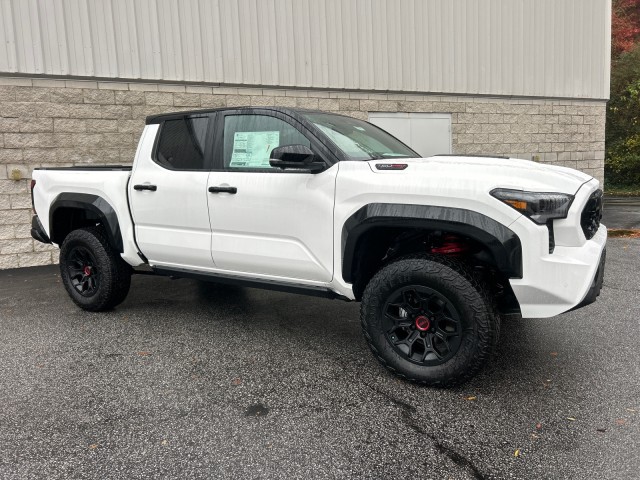 ToyotaTacoma 4WD2