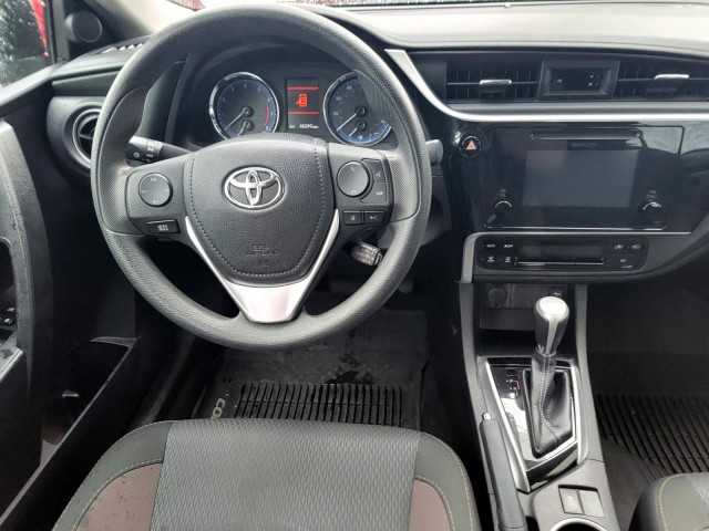 2018 Toyota Corolla LE CVT (Natl) 12