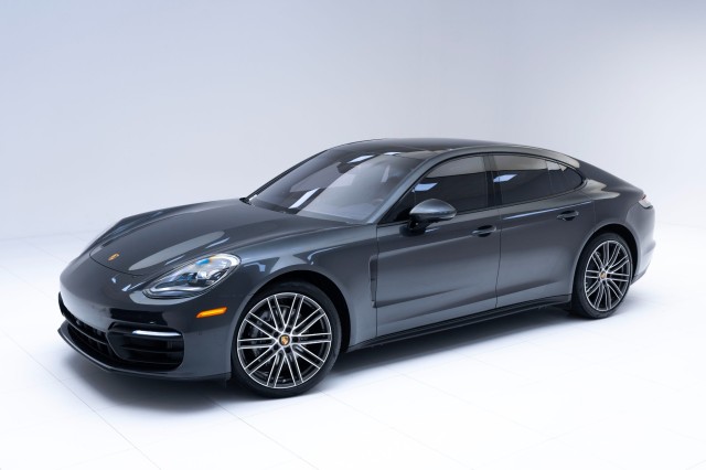 2022  Panamera  in , 