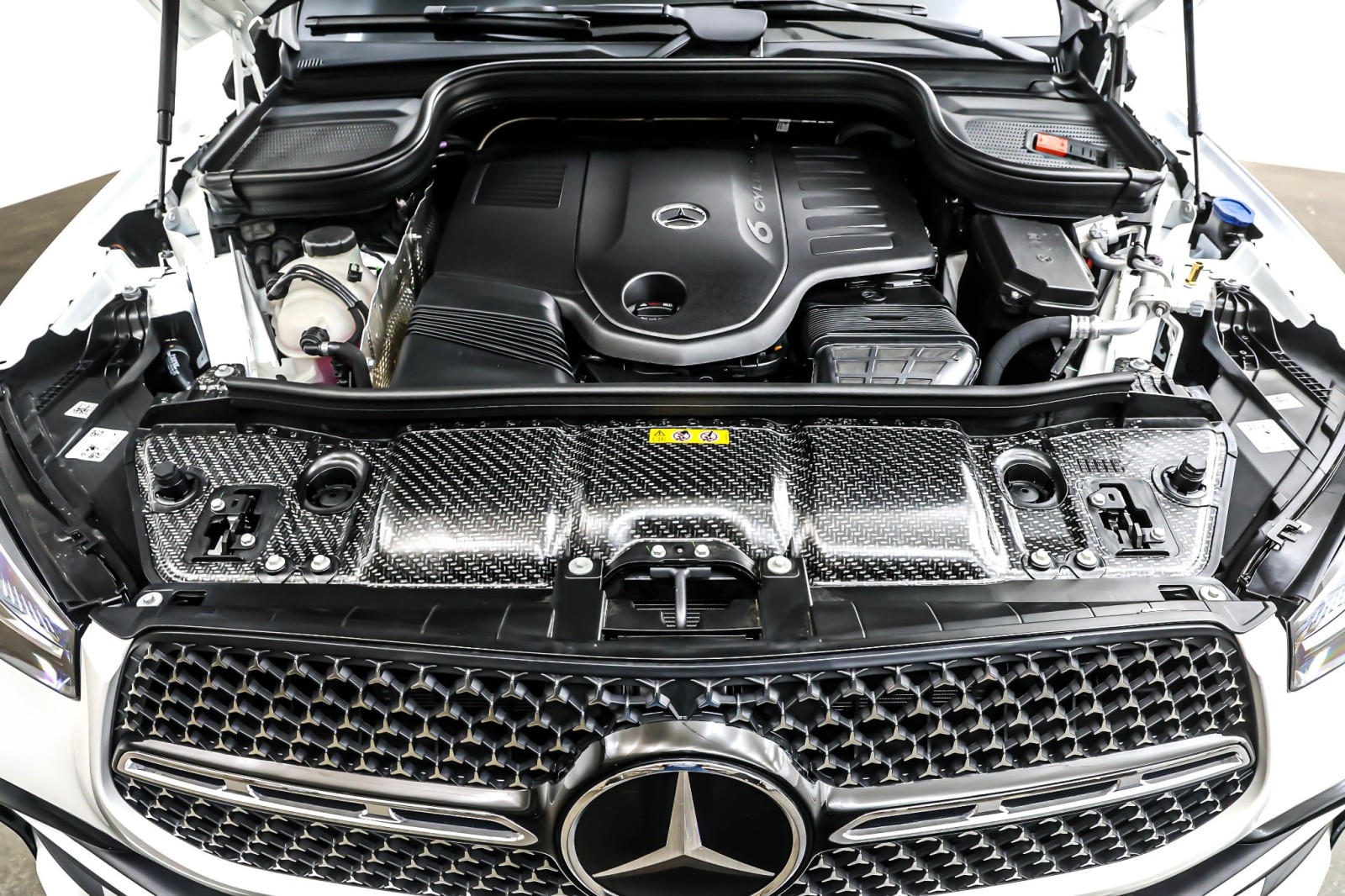 New 2026 Polar White Mercedes-Benz GLE 450 image 11