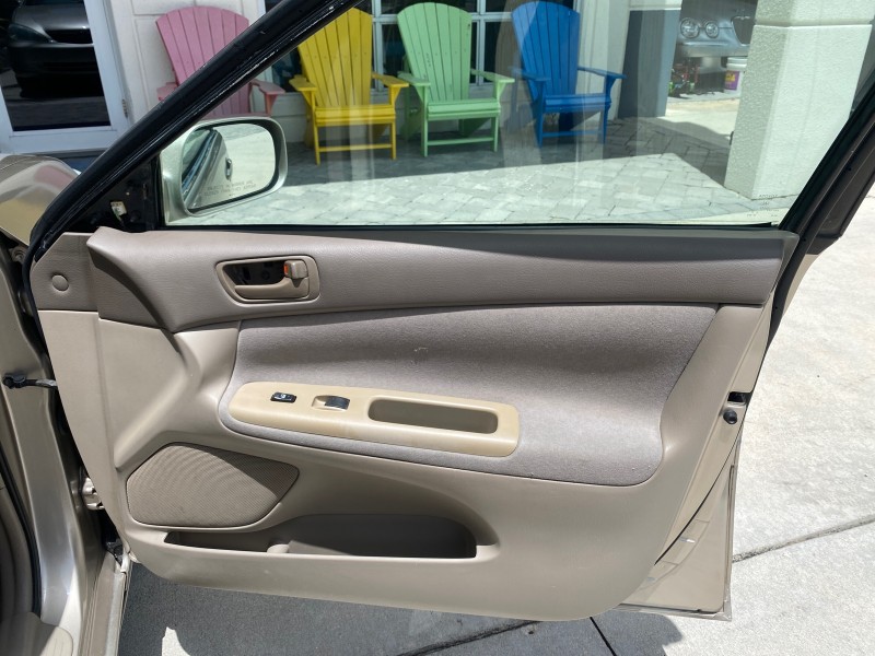 2004 Toyota Camry LE LOW MILES 58,925 1 OWNER in , 