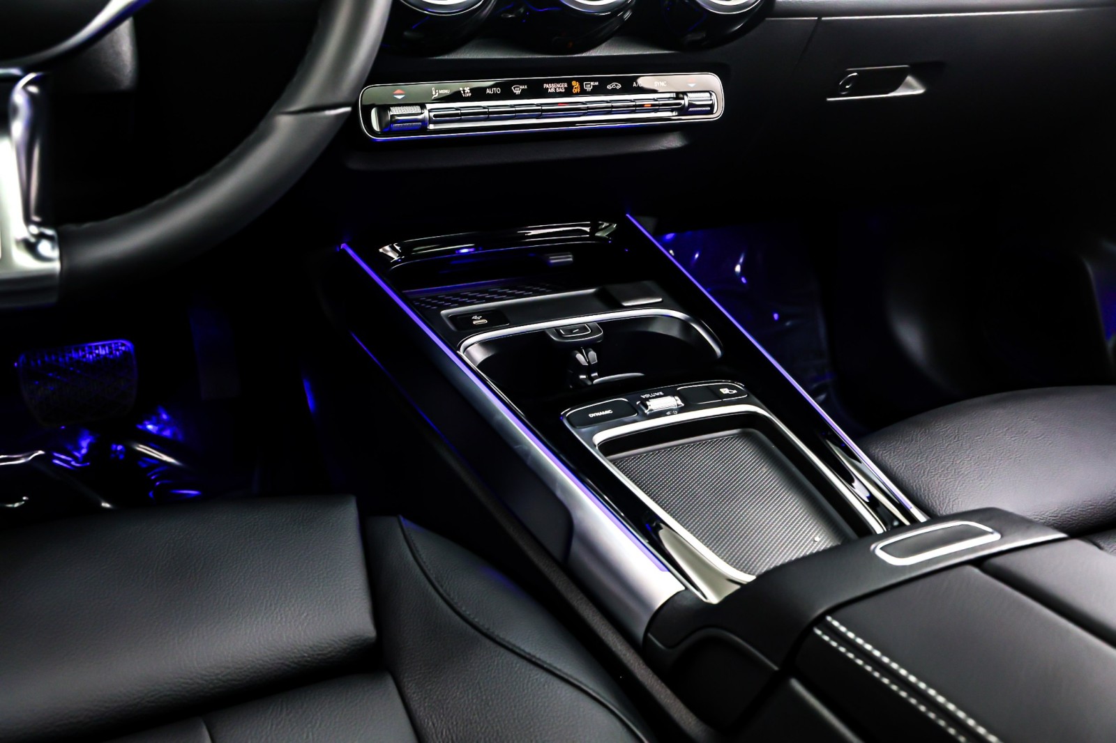 New 2026 Mountain Grey Metallic Mercedes-Benz GLB 250 image 6