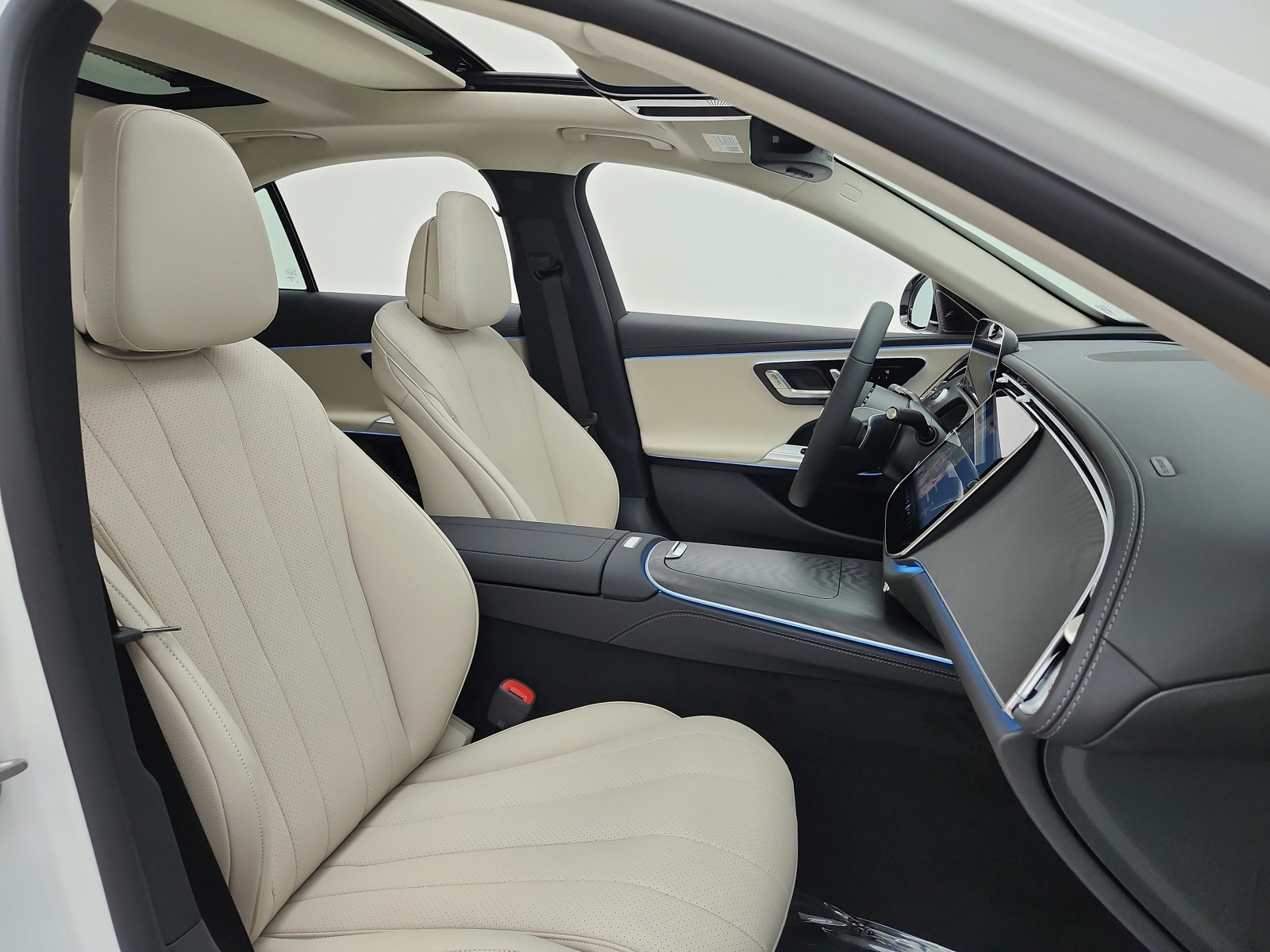 New 2027 Polar White Mercedes-Benz E 350 RWD Sedan image 15