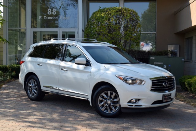 2015 INFINITI QX60 AWD Premium Plus Pkg. Premium Plus Pkg. Navi 3rd Row Leather Moonroof Heated Front Seats Rear Camera Bose Sound MSRP $51,825 2