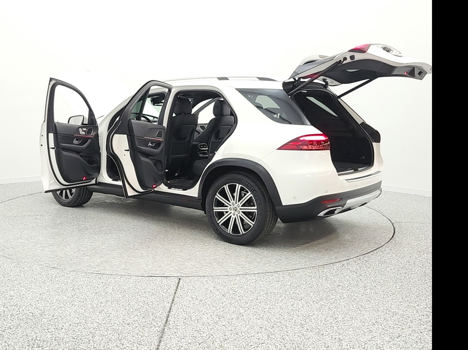 Certified Used 2024 Polar White Mercedes-Benz GLE 350 4MATIC® SUV image 7