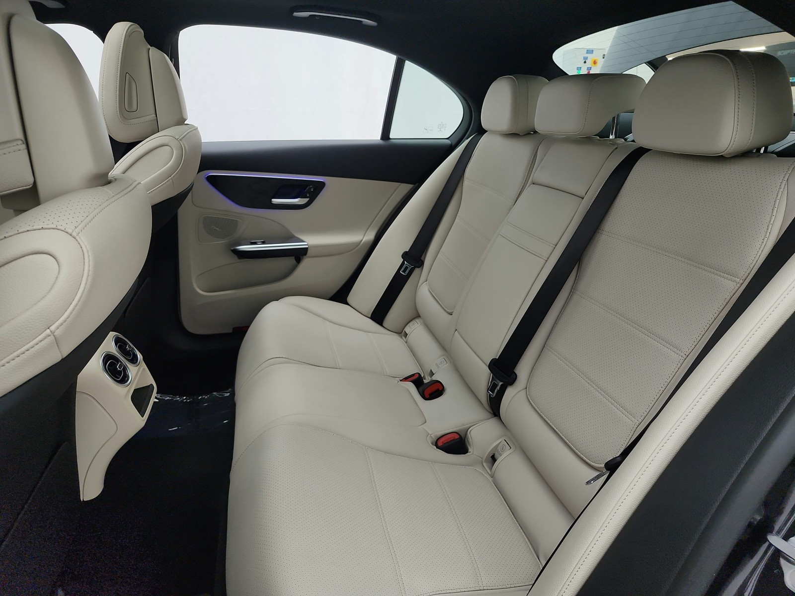 Used 2023 Graphite Grey Metallic Mercedes-Benz C 300 Sedan image 30