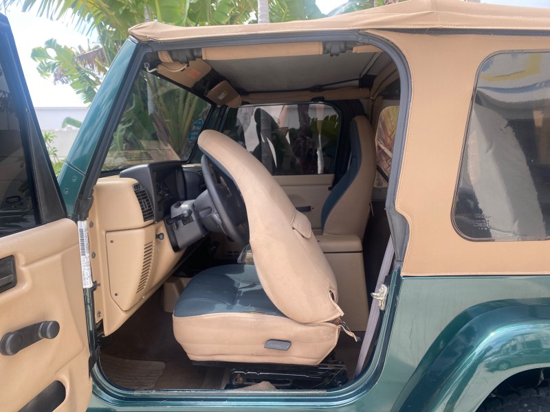 1999 Jeep Wrangler Sahara AUYO AC 6 CYL LOW MILES 47,009 in , 