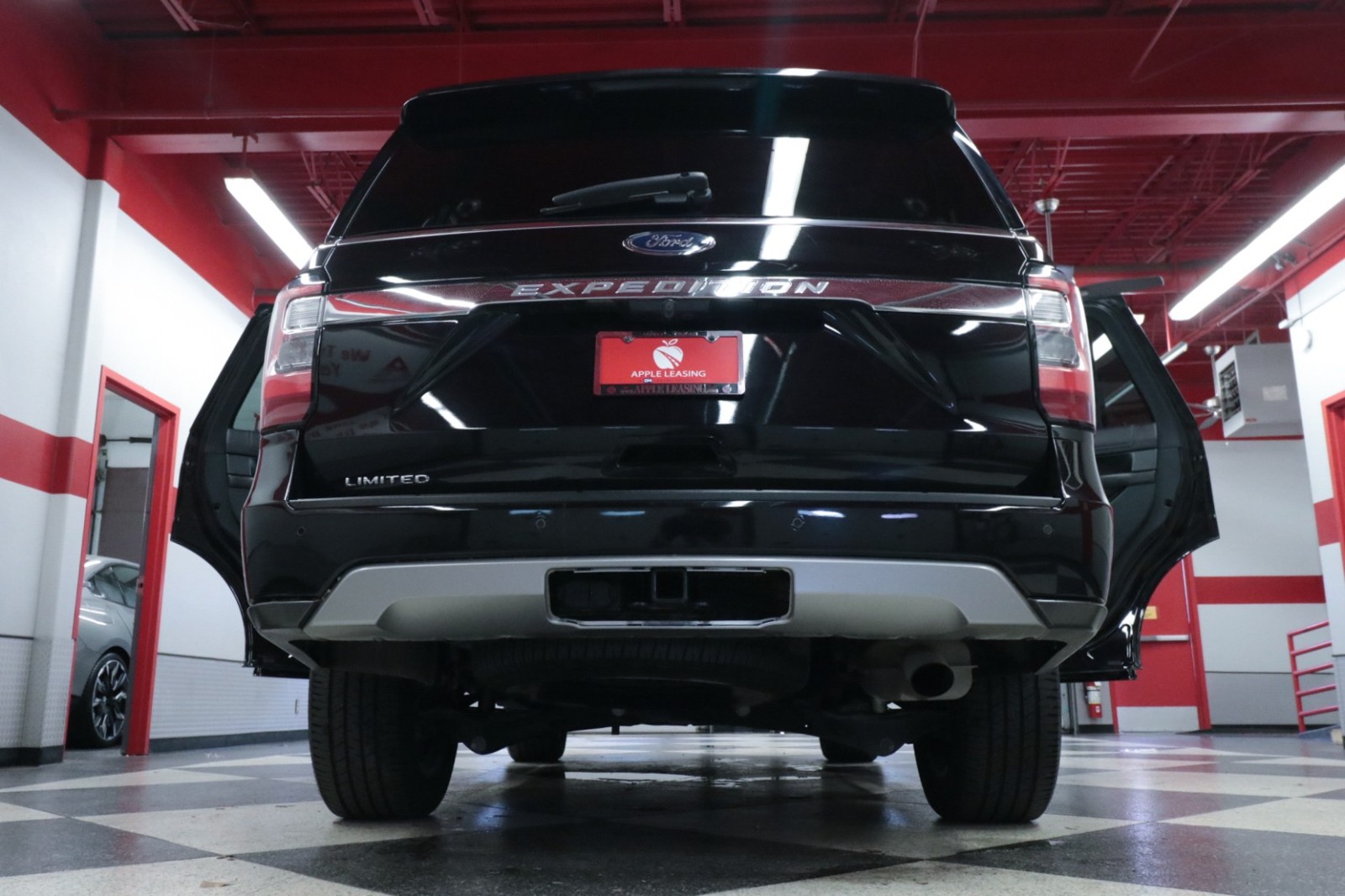 Used Car 2021 Ford Expedition  Limited For Sale Under $35,000 In Austin, Texas