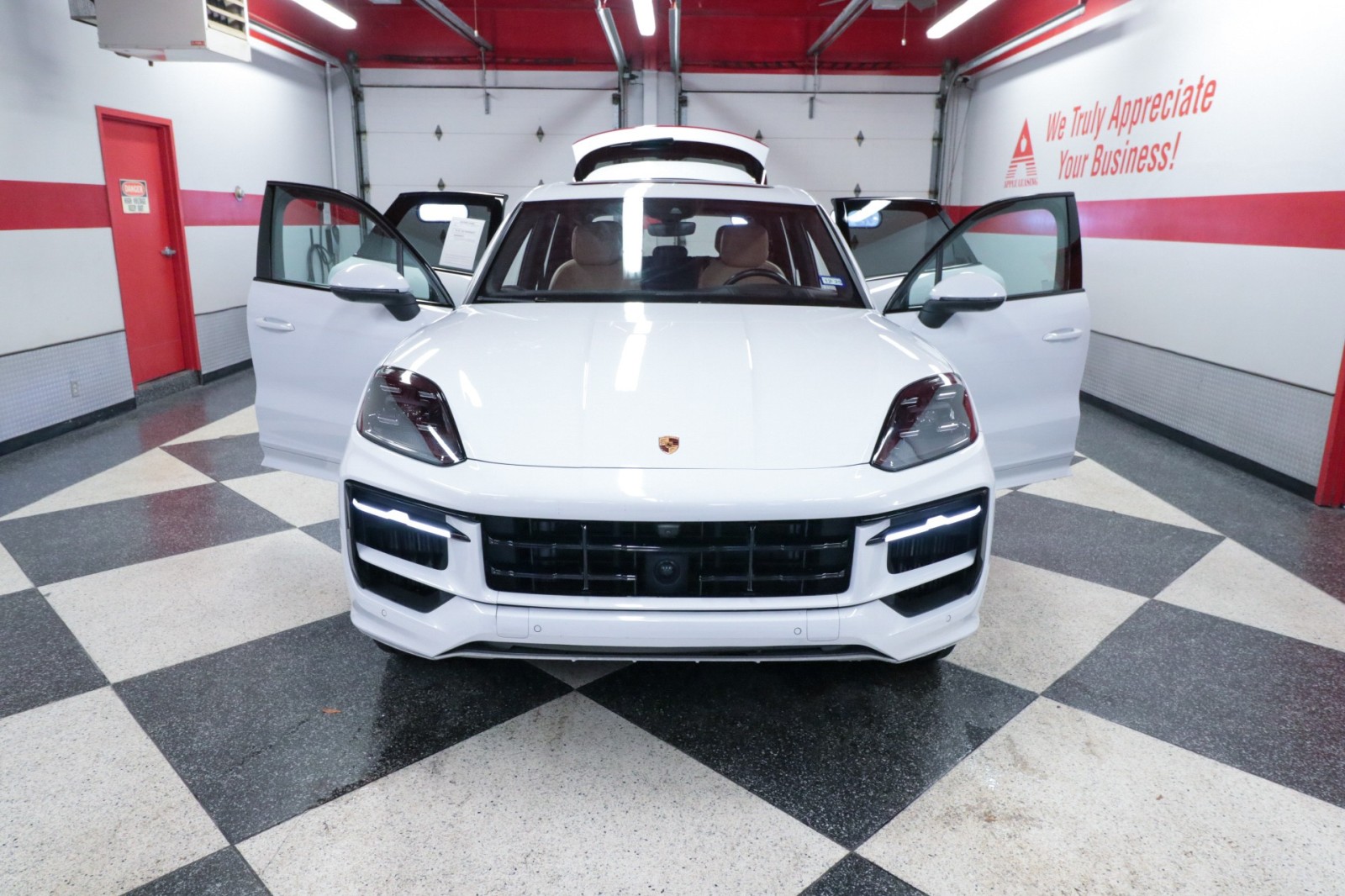 Used Car 2024 Porsche Cayenne  For Sale Under $70,000 In Austin, Texas