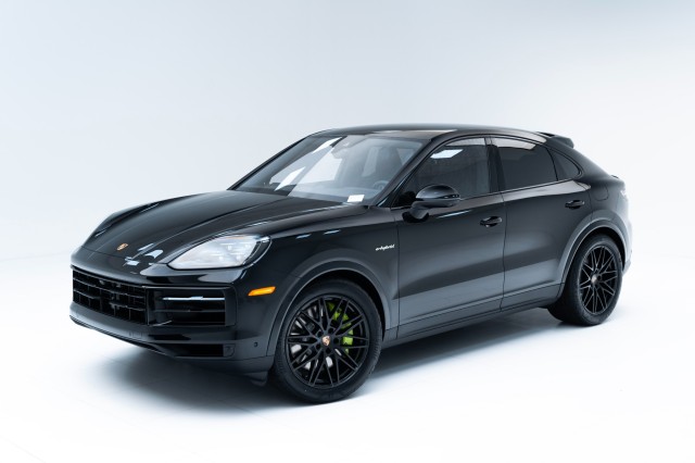 2025  Cayenne E-Hybrid Coupe in , 